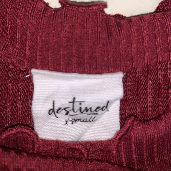 TILLYS TEE SHIRT - Picture 2 of 3